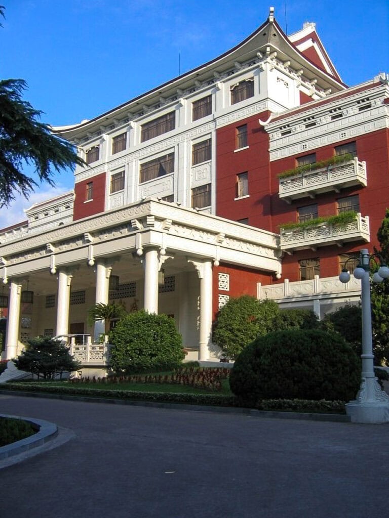 Shangri-La Hotel in Hangzhou, China