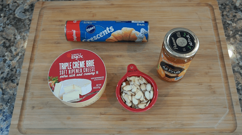 baked-brie-four-ingredients