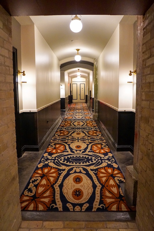 Hallway-Hotel-Emma