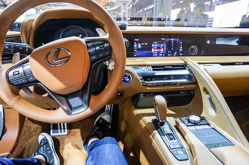 Lexus LC 500h interior