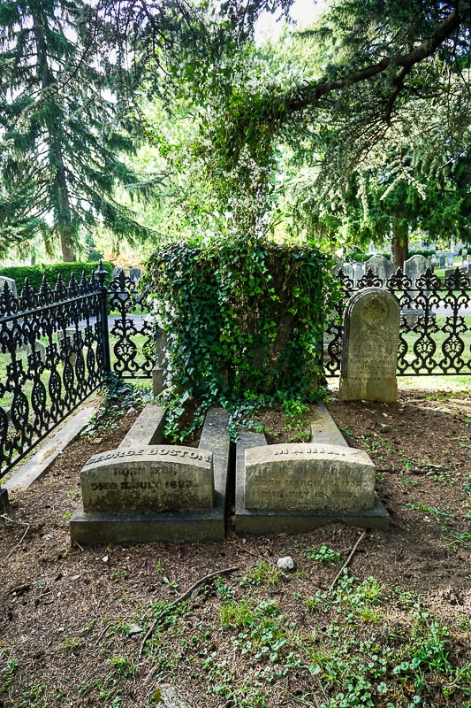 Mt Hebron cemetery in Winchester