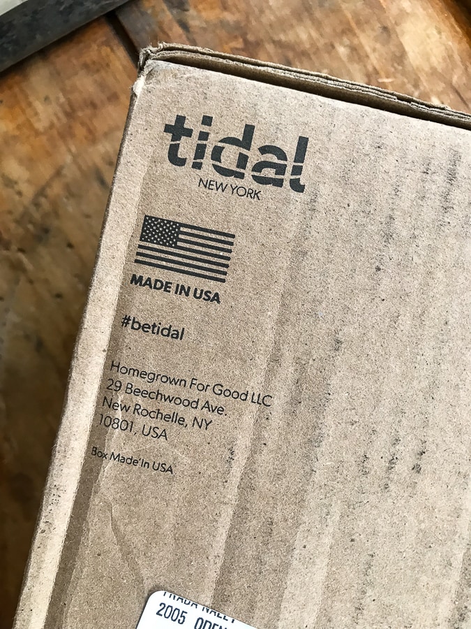 Tidal Flip Flops packaging