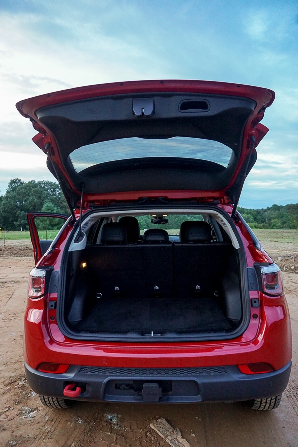 Jeep Compass cargo space