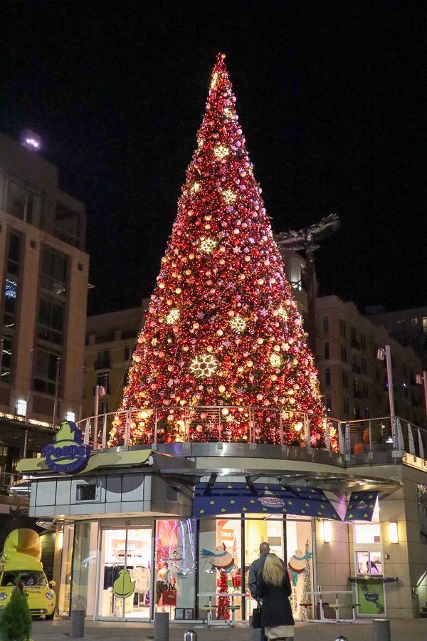 National Harbor Christmas Tree