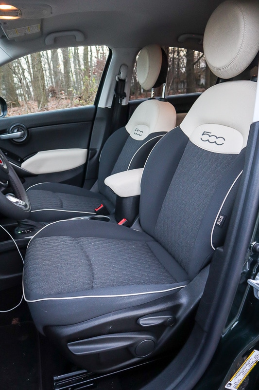 Fiat 500X Trekking quilted seats