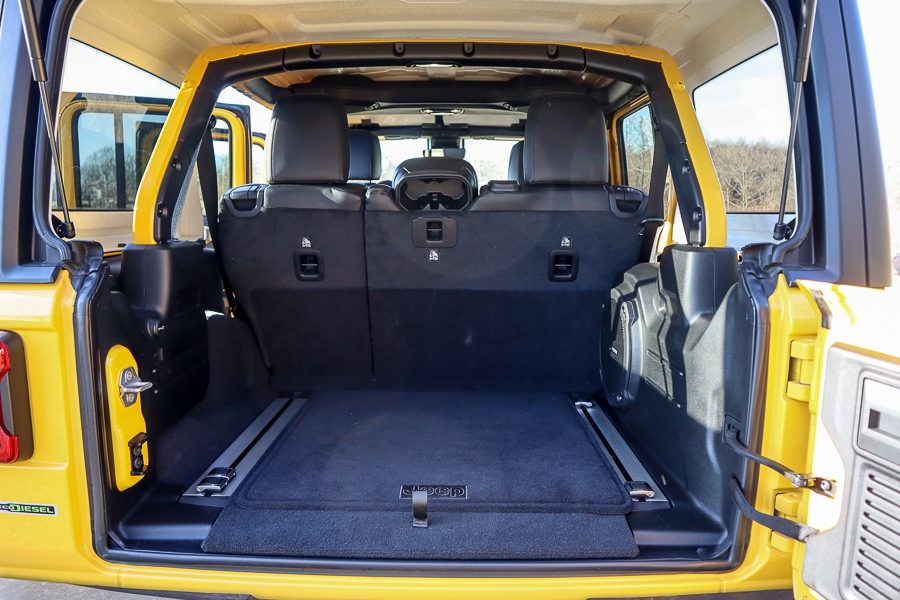 Jeep Wrangler cargo space