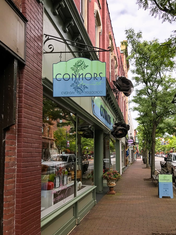Connors boutique in Corning