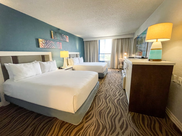 Wyndham Lake Buena Vista - Two Hotels Near Disney Springs