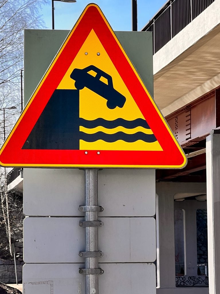 bridge sign in Finland
