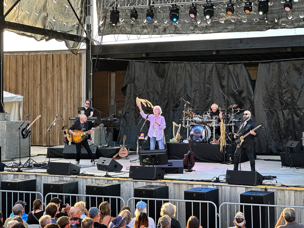 Jon Anderson and The Band Geeks at Timber Rock Amphitheatre