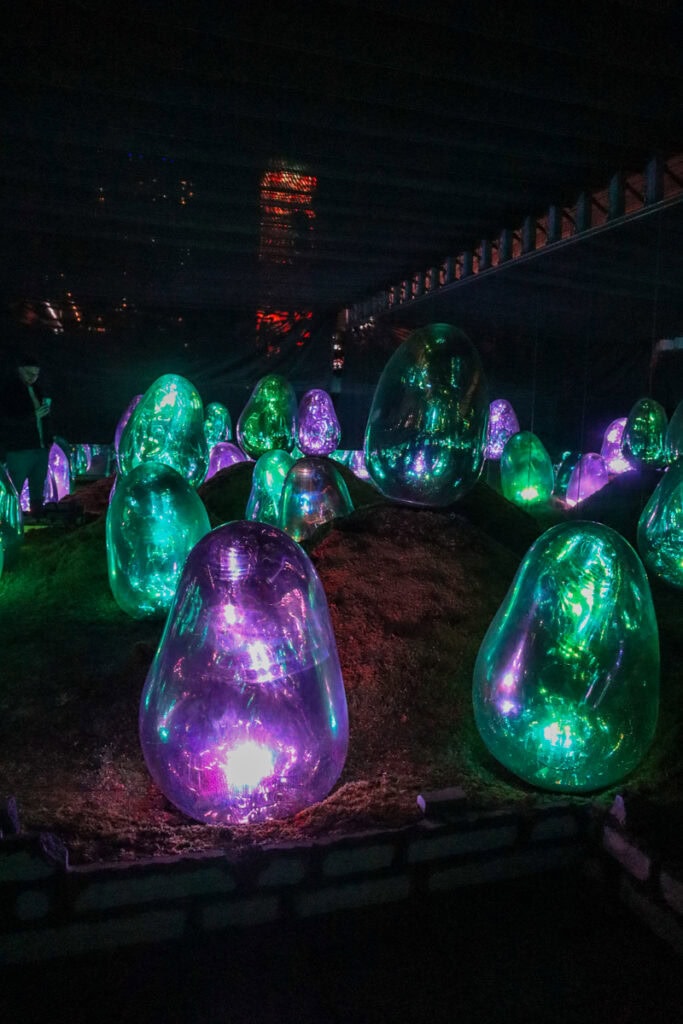 Alien pods (?) at TeamLab Planets
