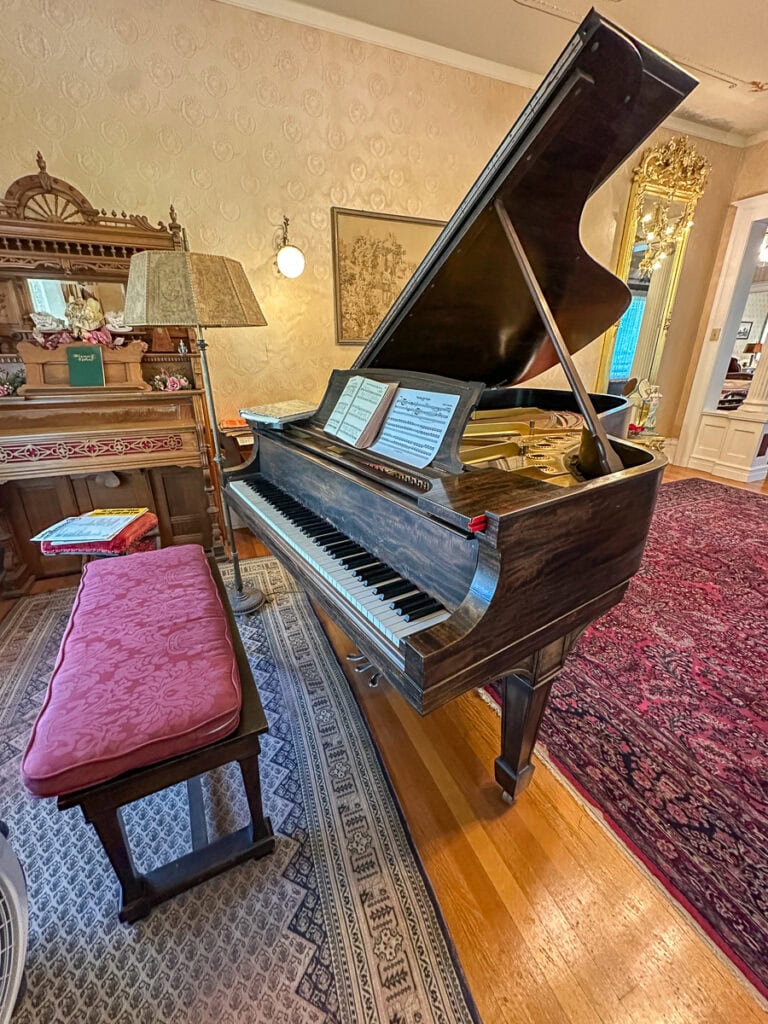 Seelye Historic Mansion, Abilene, Kansas