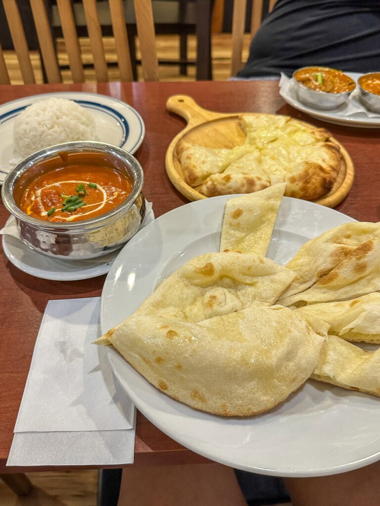 FYI most meals come with rice OR naan but not both